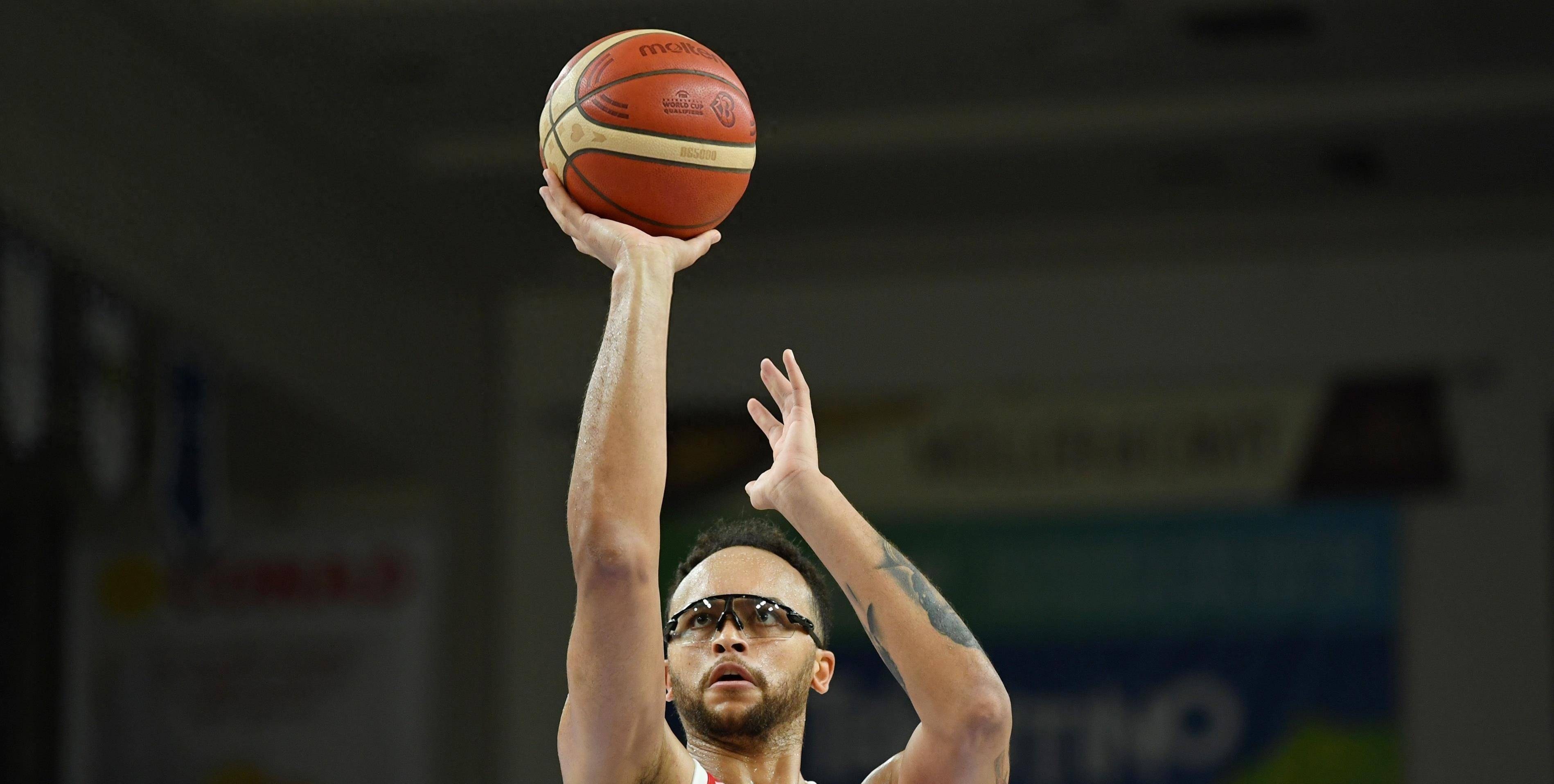 九游官方入口关于加时末段深圳男篮备战葡超，复出首秀细节曝光，态度坚定，纪律约束更严格的信息